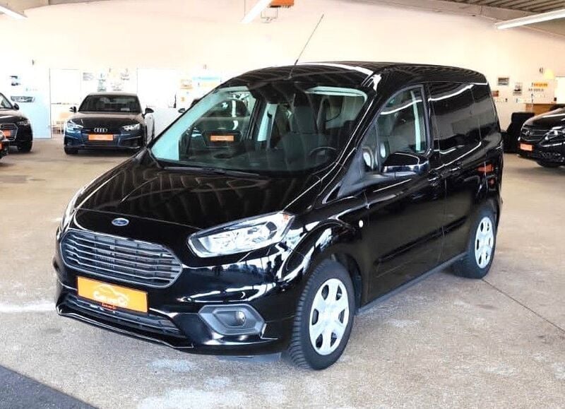Schwarz Gebraucht 2019 Ford Tourneo Courier Van / Kleinbus | 15.490 € (Fairer Preis) - Bild 1/4