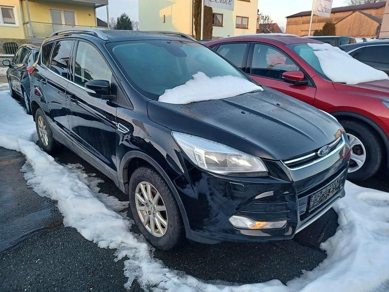 Gebraucht Ford Kuga Titanium 150 PS (110 kW) 2015 Schwarz SUV