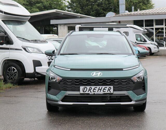 Neu Hyundai Bayon Select 101 PS (74 kW) 2025 Mangrove green / mic SUV