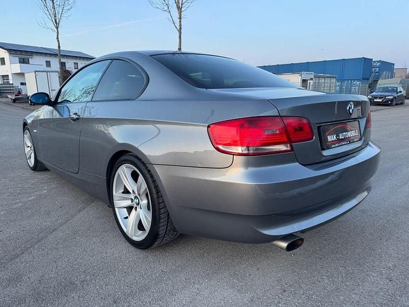 Gebraucht BMW 320 Performance 170 PS (125 kW) 2009 Grau Coupé