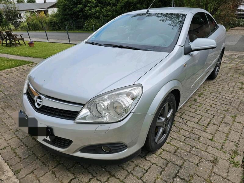 Silber Gebraucht 2007 Opel Astra Cabriolet Cabrio | 5.500 € - Bild 1/4