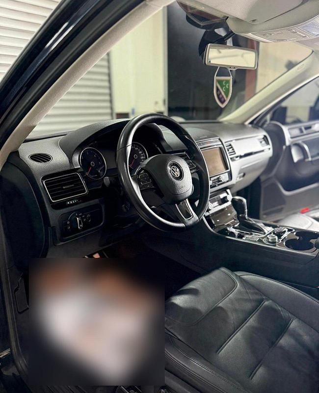 Gebraucht VW Touareg 262 PS (192 kW) 2016 Schwarz SUV