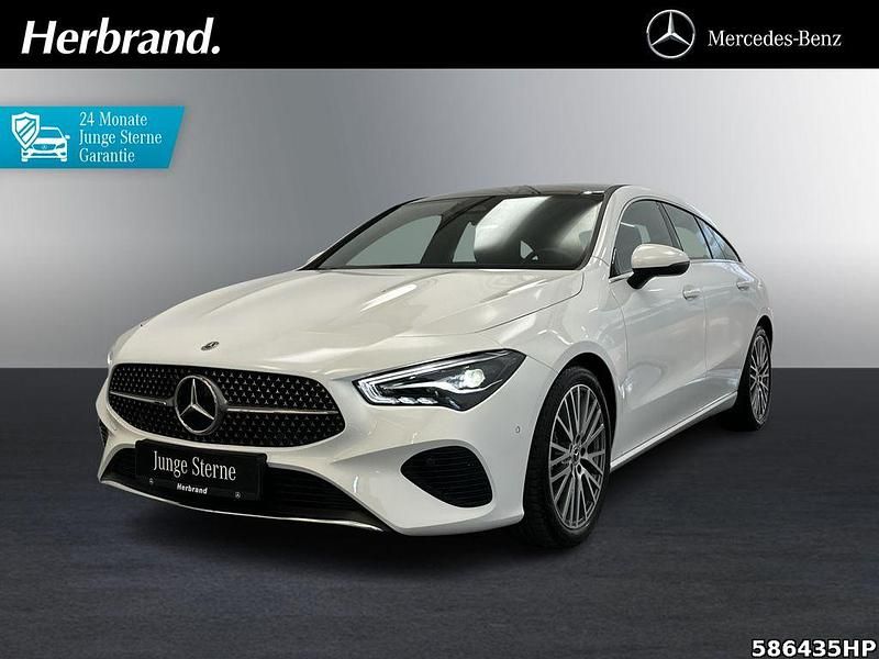 Weiß Gebraucht 2024 Mercedes CLA180 Shooting Brake Progressive Kombi | 29.690 € - Bild 1/4