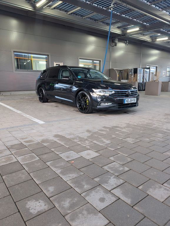 Schwarz Gebraucht 2019 VW Passat Business Kombi | 21.999 € (Fairer Preis) - Bild 1/4