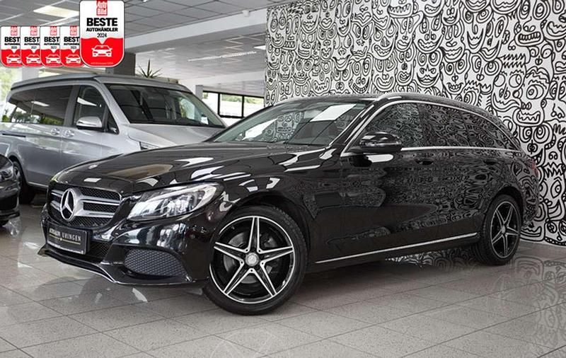 Schwarz Gebraucht 2016 Mercedes C200 Avantgarde Kombi | 15.770 € (Etwas zu teuer) - Bild 1/3