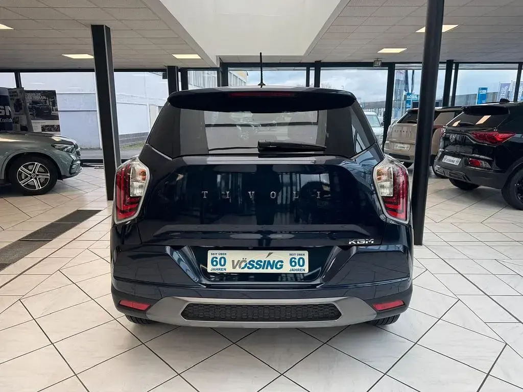 Neu KGM Tivoli 163 PS (119 kW) 2026 Iron metal SUV