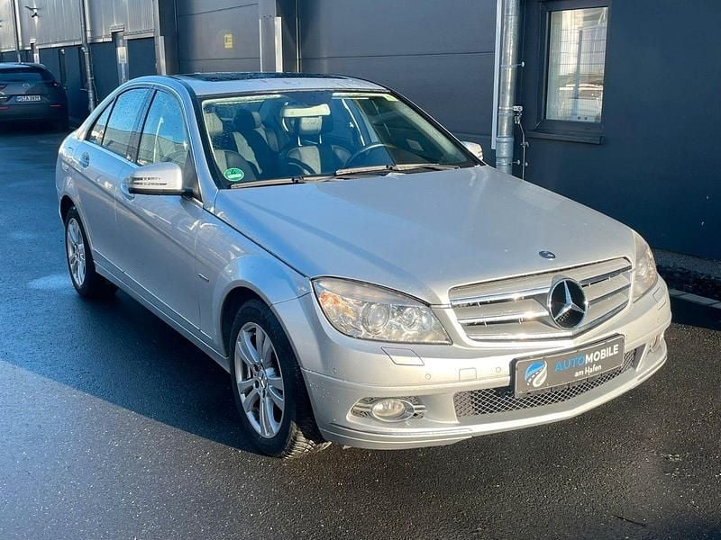 Gebraucht Mercedes C250 204 PS (150 kW) 2009 Silber Limousine