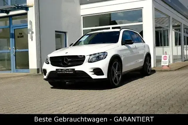 Gebraucht Mercedes GLC250 AMG 204 PS (150 kW) 2016 Weiß SUV