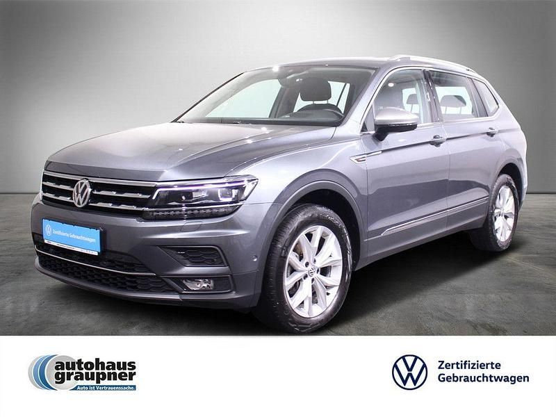 Grau / platinum grey Gebraucht 2020 VW Tiguan Allspace Highline SUV | 36.336 € (Fairer Preis) - Bild 1/4