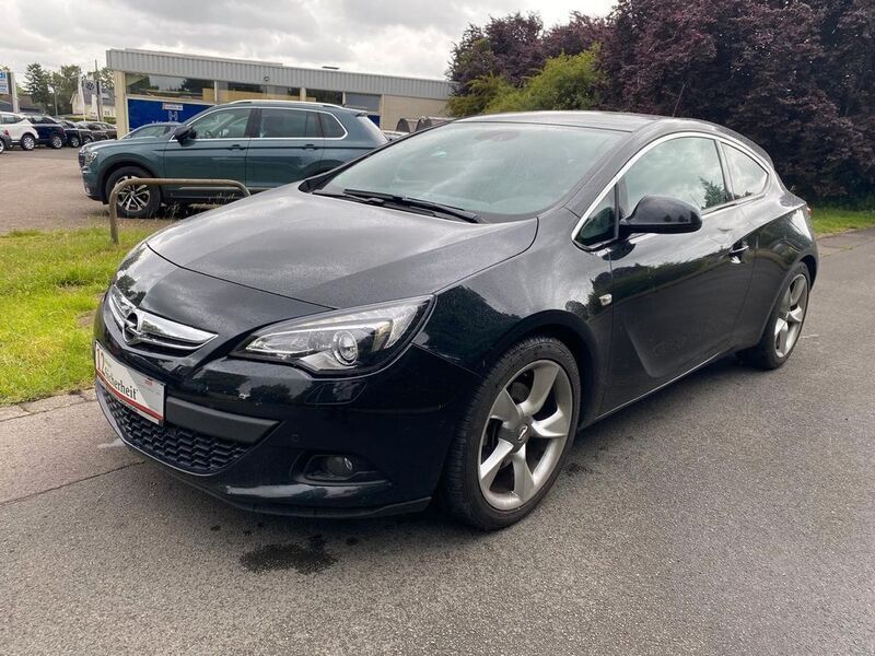 Schwarz Gebraucht 2012 Opel Astra GTC Innovation Limousine | 8.800 € (Fairer Preis) - Bild 1/4