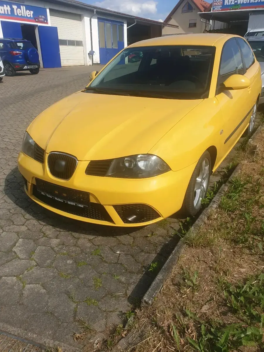 Gebraucht Seat Ibiza 86 PS (63 kW) 2008 Gelb Kleinwagen