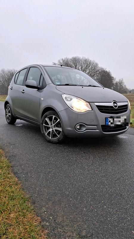 Grau Gebraucht 2010 Opel Agila Kleinwagen | 2.900 € (Fairer Preis) - Bild 1/4