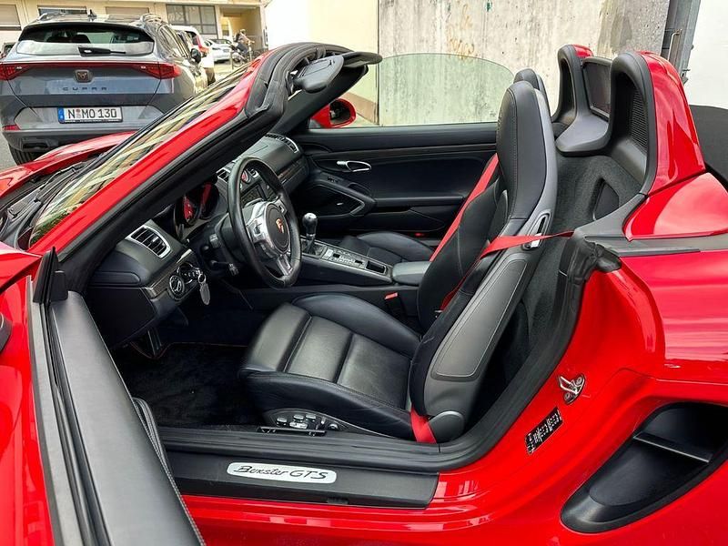 Gebraucht Porsche Boxster 330 PS (242 kW) 2014 Rot Cabrio