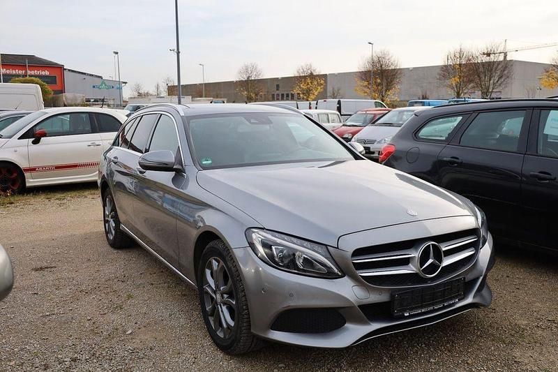 Silber Gebraucht 2016 Mercedes C220 Kombi | 13.900 € (Fairer Preis) - Bild 1/4