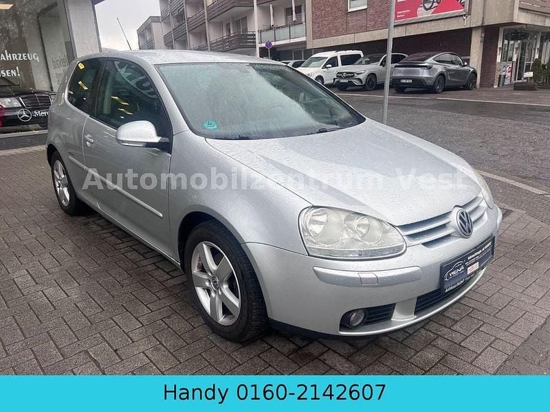 Gebraucht VW Golf VI United 80 PS (58 kW) 2008 Silber Kleinwagen