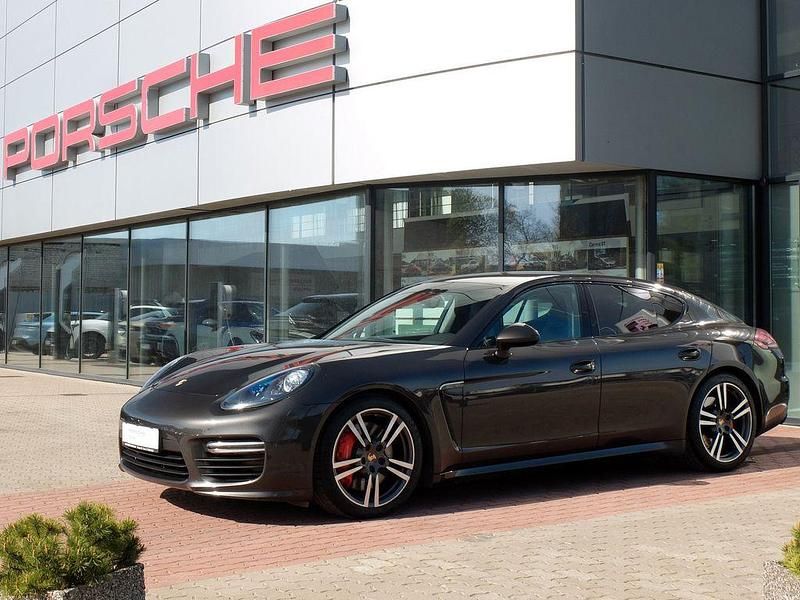 Grau Gebraucht 2013 Porsche Panamera GTS Limousine | 35.000 € (Superpreis) - Bild 1/4