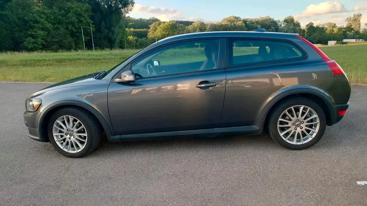 Gebraucht Volvo C30 125 PS (91 kW) 2010 Grau Kleinwagen