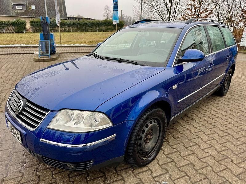 Gebraucht VW Passat Highline 180 PS (132 kW) 2003 Blau Kombi