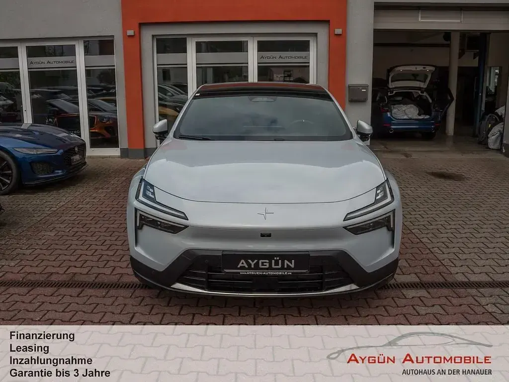Usata Polestar 4 400 kW (544 CV) 2024 Argento SUV