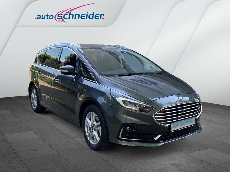 Gebraucht Ford S-MAX Titanium 150 PS (110 kW) 2023 Magneticgrau (metallic) Van / Kleinbus