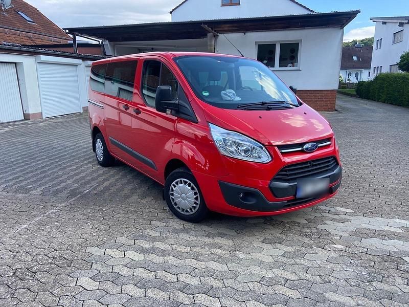 Gebraucht Ford Transit Custom 155 PS (114 kW) 2015 Rot Van / Kleinbus
