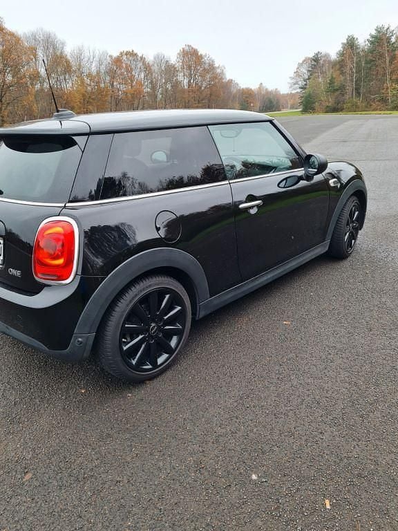 Gebraucht Mini ONE 102 PS (75 kW) 2018 Kleinwagen