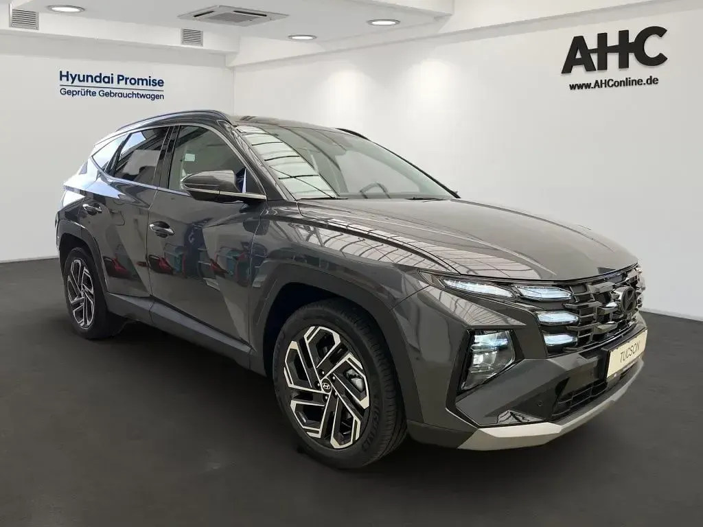 Neu Hyundai Tucson Prime 150 PS (110 kW) 2026 Grau SUV