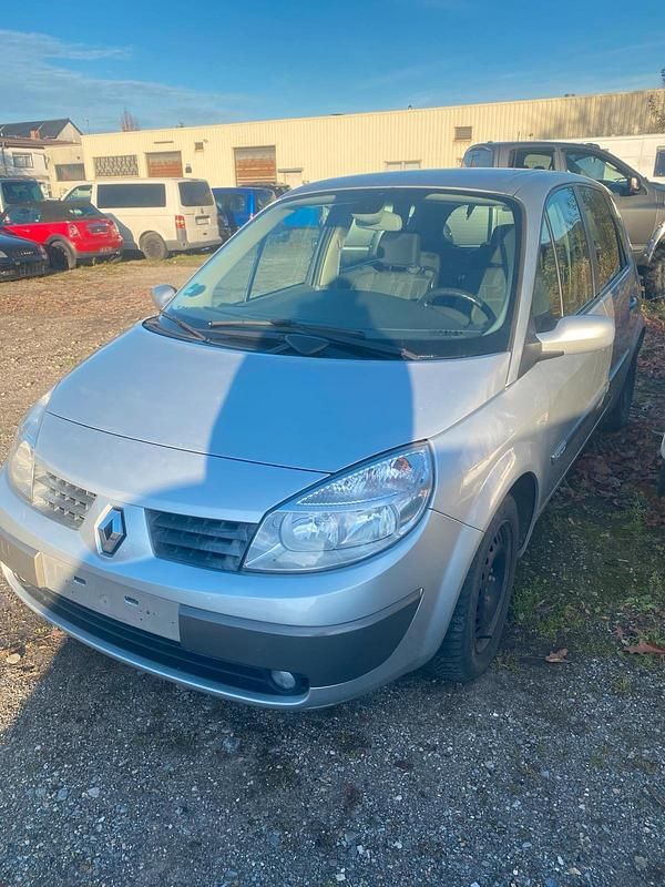 Silber Gebraucht 2006 Renault Scénic II Van / Kleinbus | 700 € (Superpreis) - Bild 1/4