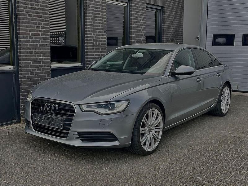 Gebraucht Audi A6 S-Line 204 PS (150 kW) 2011 Silber Limousine
