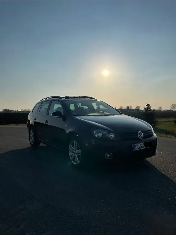 Używany VW Golf VII Match 122 KM (89 kW) 2012 Czarny Kombi