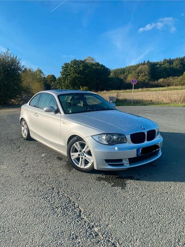 Gebraucht BMW 120 Coupé 177 PS (130 kW) 2009 Silber Coupé