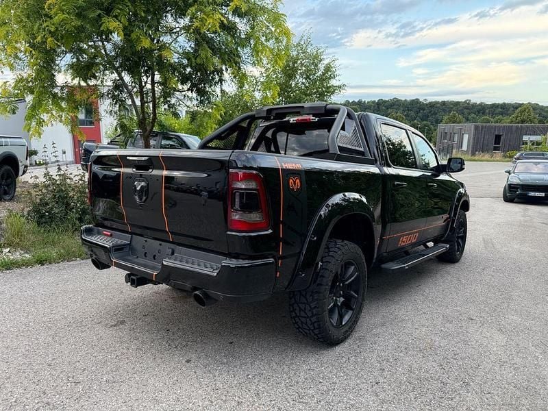 Gebraucht Dodge Ram 401 PS (294 kW) 2021 Schwarz Pickup