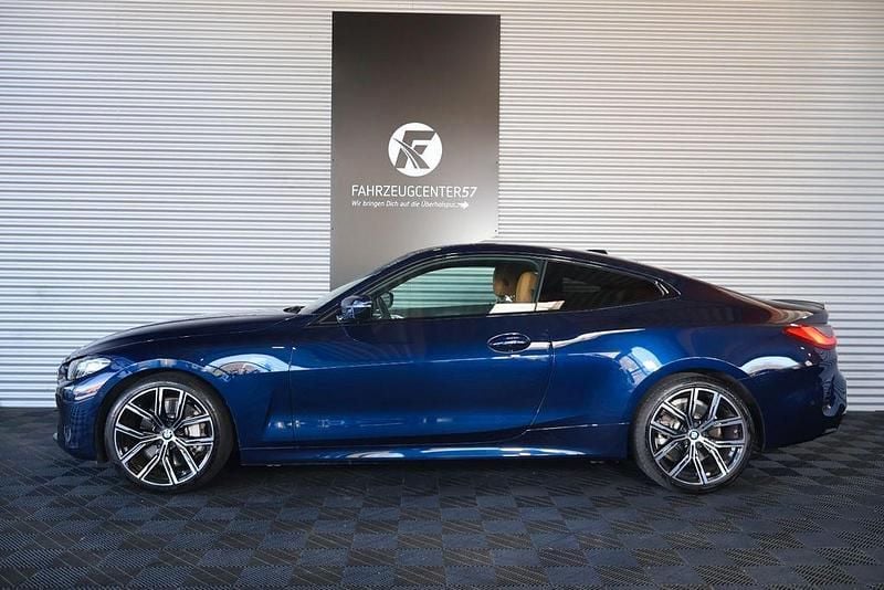 Gebraucht BMW 430 Sport Line 245 PS (180 kW) 2023 Blau Coupé