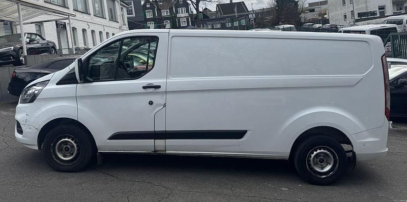Gebraucht Ford Transit Custom Trend 105 PS (77 kW) 2021 Weiß Limousine