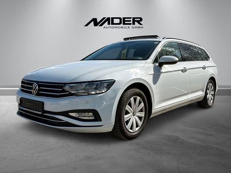 Gebraucht VW Passat 122 PS (89 kW) 2021 Weiß Kombi