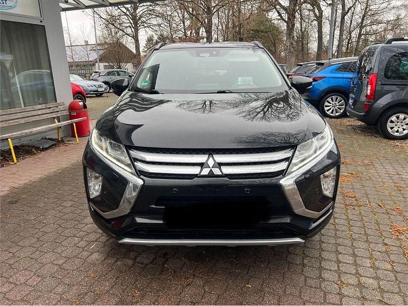 Gebraucht Mitsubishi Eclipse Cross Edition 163 PS (119 kW) 2018 Schwarz SUV