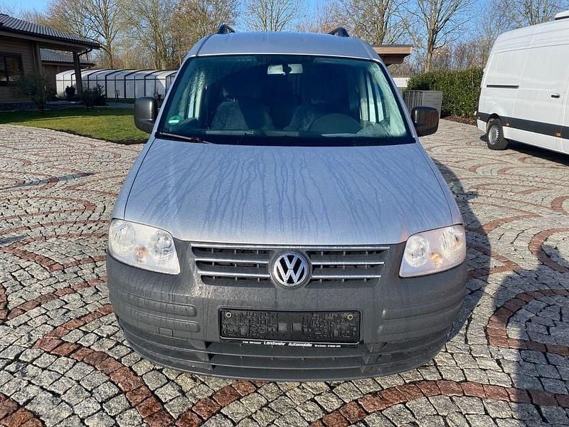 Gebraucht VW Caddy Maxi 105 PS (77 kW) 2010 Silber Van / Kleinbus