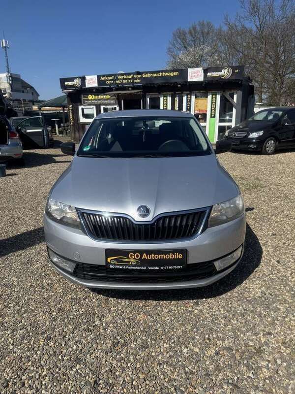 Skoda rapid Gebraucht 2013 Skoda Rapid Active Limousine | 5.390 € (Fairer Preis) - Bild 1/4