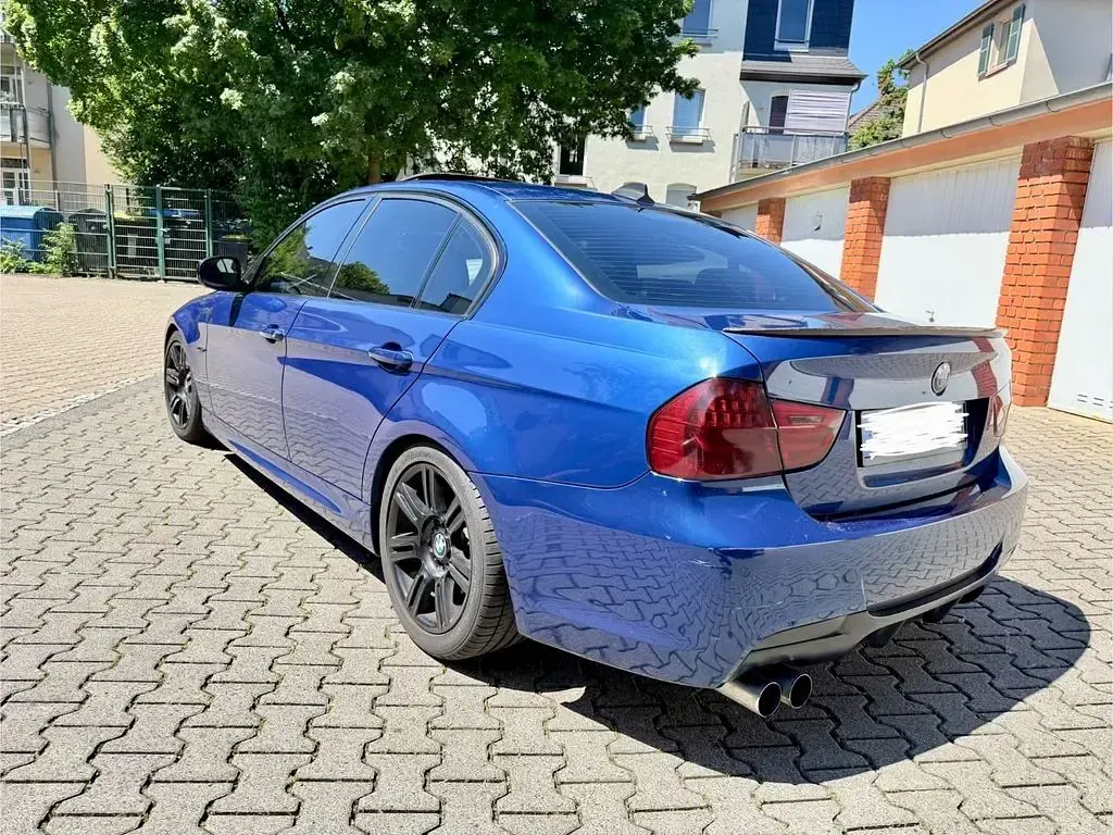 Gebraucht BMW 330 M Sport 272 PS (200 kW) 2011 Blau Limousine