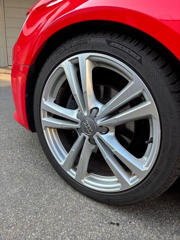 Gebraucht Audi A3 Sport 125 PS (91 kW) 2014 Rot Limousine