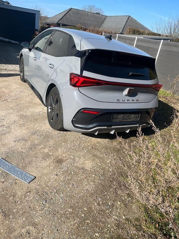 Gebraucht Cupra Born 150 kW (204 PS) 2023 Grau Kleinwagen