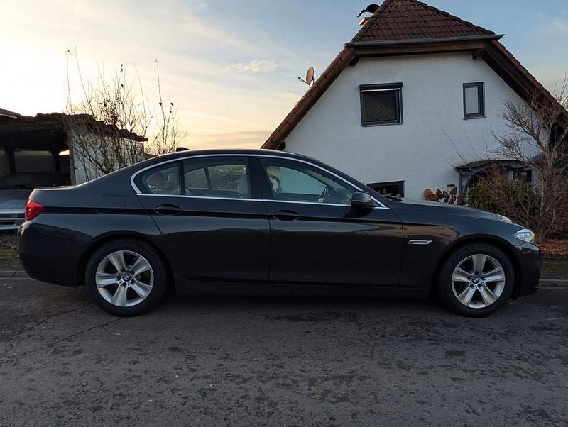 Gebraucht BMW 525 218 PS (160 kW) 2014 Schwarz Limousine