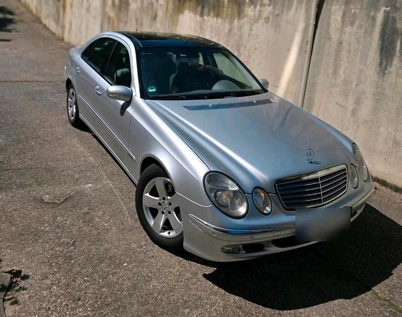 Second-hand Mercedes E220 150 CP (110 kW) 2002 Gri Berlinǎ