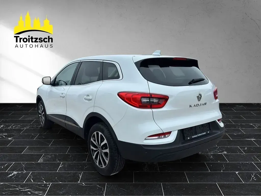 Gebraucht Renault Kadjar Equilibre 140 PS (102 kW) 2022 Weiß SUV