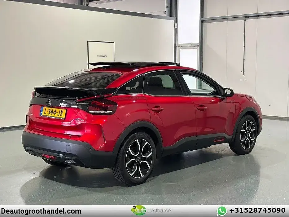 Gebraucht Citroën e-C4 Shine 100 kW (136 PS) 2021 Rot SUV