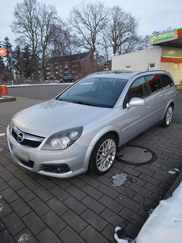 Gebraucht Opel Vectra 150 PS (110 kW) 2006 Silber Kombi