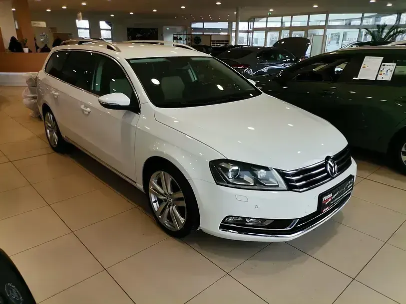 Gebraucht VW Passat 211 PS (155 kW) 2011 Weiß Kombi