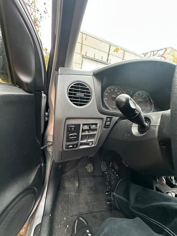 Second-hand Dacia Logan 75 CP (55 kW) 2004 Argintiu Berlinǎ