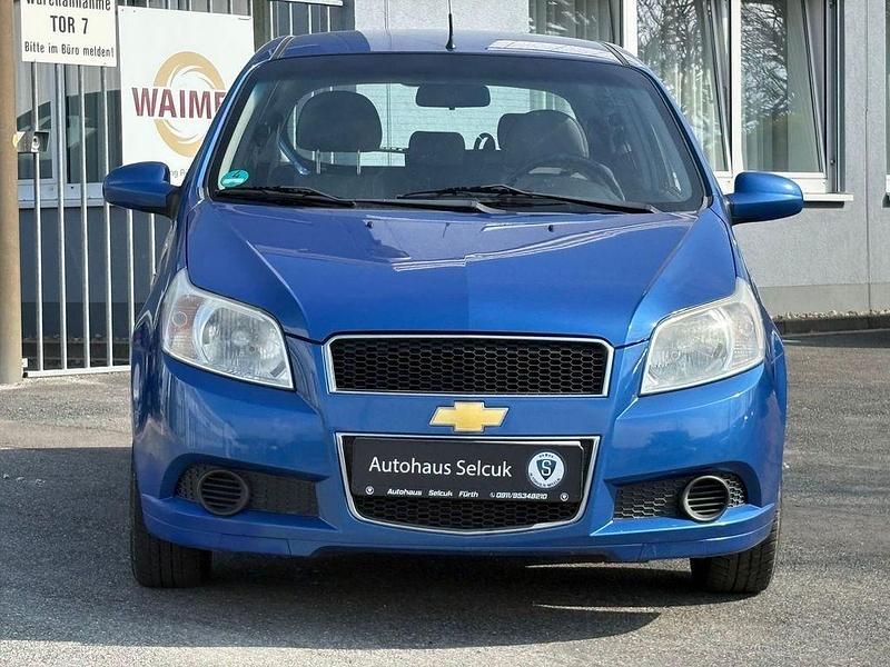 Gebraucht Chevrolet Aveo SE 101 PS (74 kW) 2009 Blau Kleinwagen