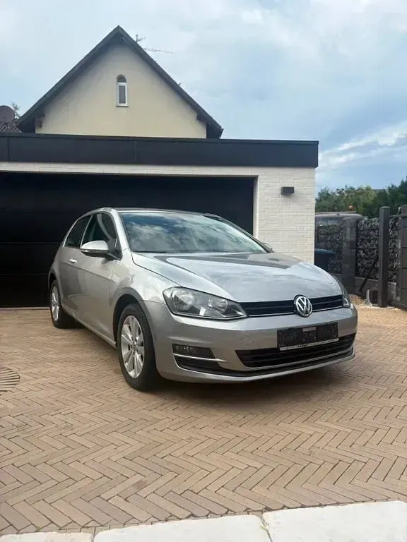 Gebraucht VW Golf VII 86 PS (63 kW) 2014 Silber Limousine